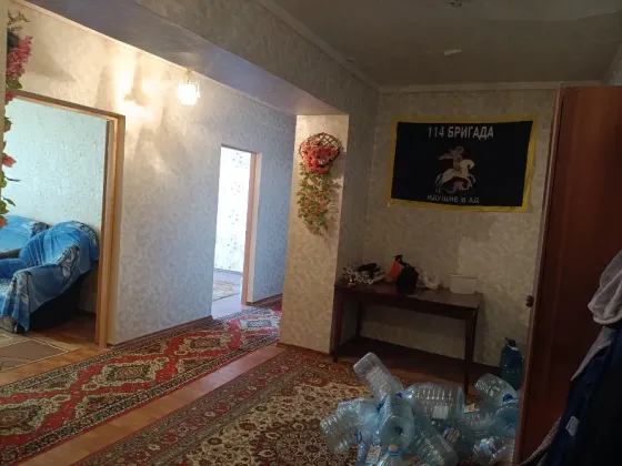 Продам крупногабаритную 3-х комнатную квартиру в Будённовском районе Донецк