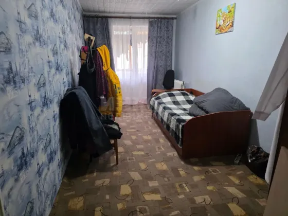 Продам 2к ул. Геологическая Луганск