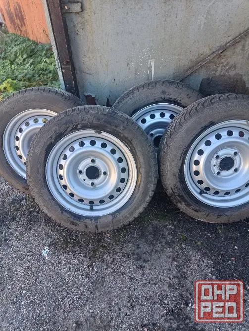 Продам новую зимнюю резину Кордиант 185 / 65 r15 на новых стальных дисках . Разболтовка 4*114,3 Донецк - изображение 3