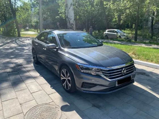 Продам Volkswagen Passat B8 2021 года Донецк