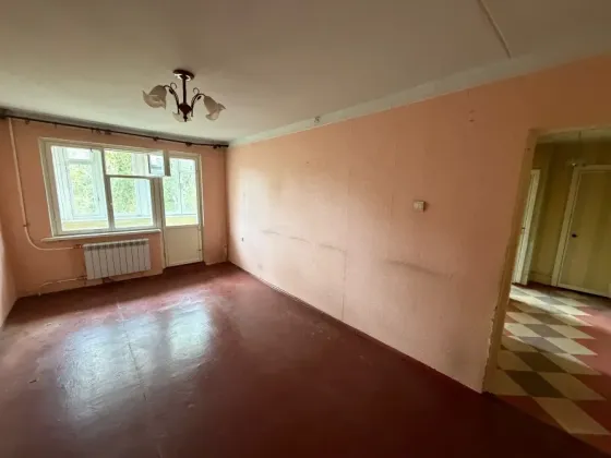 Продам 2-х комн. кв., 4/5 эт., 44 м.кв. - Макеевка, кв-л Железнодорожный д.24, Даки Макеевка