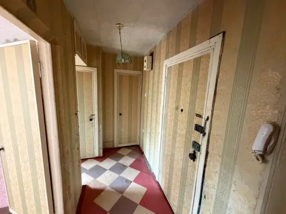 Продам 2-х комн. кв., 4/5 эт., 44 м.кв. - Макеевка, кв-л Железнодорожный д.24, Даки Макеевка