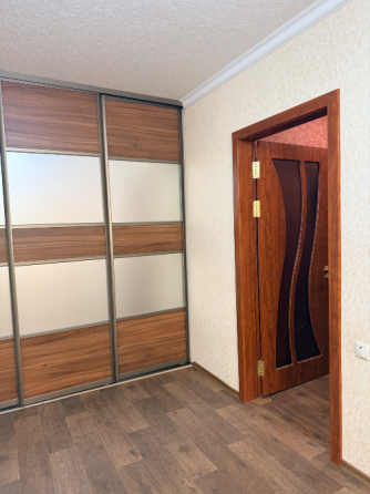 Продажа 2 х к кв ры в Пролетарском р не Донецк