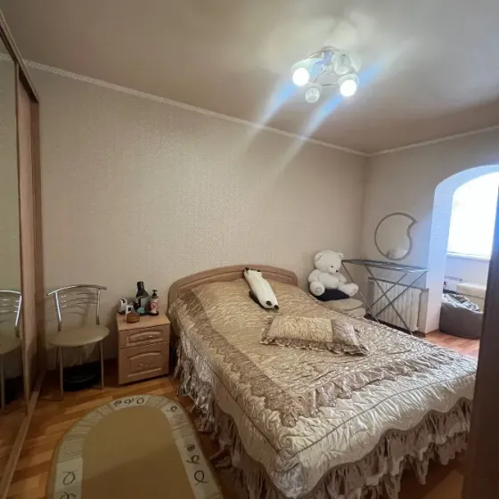 Продажа 2-комнатной квартиры в спальном Ленинском районе - Боссе Донецк