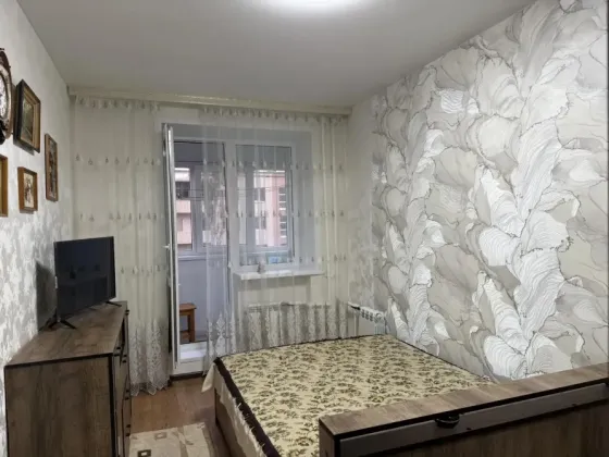 Бахчиванджи 5 3 ком.кв Мариуполь