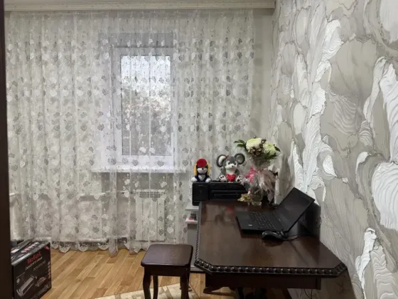 Бахчиванджи 5 3 ком.кв Мариуполь