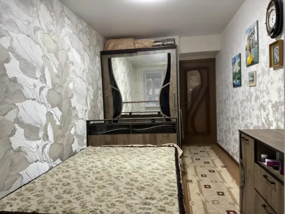 Бахчиванджи 5 3 ком.кв Мариуполь