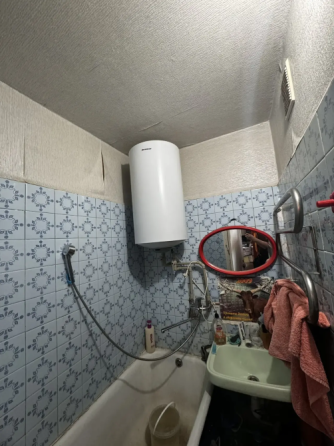 Продажа 3-квартира,Ленинский проспект 17,Ориентир:Цирк Донецк