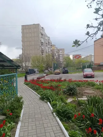 Продам 3 комнатную квартиру Калининский рынок Донецк