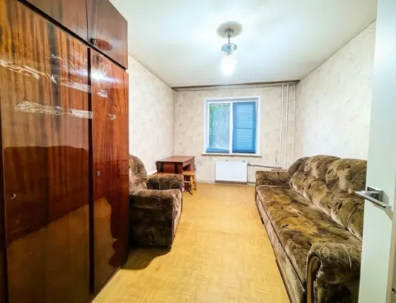 Продается 3-комнатная квартира в Ильичевском районе Мариуполь