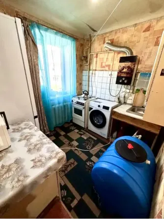 3-х ком кв Ханженково Больничный городок этаж 2/4 не угловая Макеевка