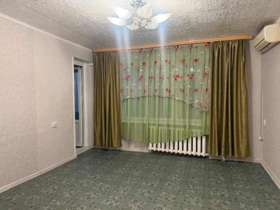 Сдам 2 ком.кв Ленинский район, Днепродзержинская, Ск Норд. 1этаж Донецк