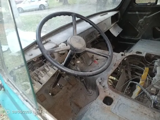Уаз 452 разбираю на запчасти, 2 комплекта мостов. Донецк