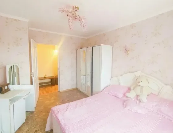 Продается 3-комнатная квартира в Центральном районе Мариуполь