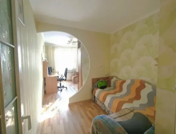Продается 3-комнатная квартира в Центральном районе Мариуполь