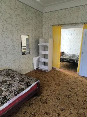 Продам 3х комнатную квартиру, город Харцызск, в центре, ул. Октябрьская, площадь Ленина Харцызск