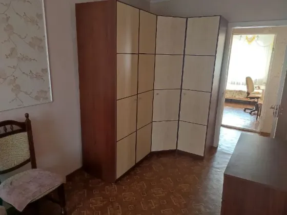 Сдам 3-х к квартиру, Донецк, Ленинский р-н, ул. Изюмовская. Донецк