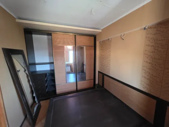 3-комн. кв. 61.8 м² 5/5 этаж. Мариуполь, Левобережный район. Мариуполь