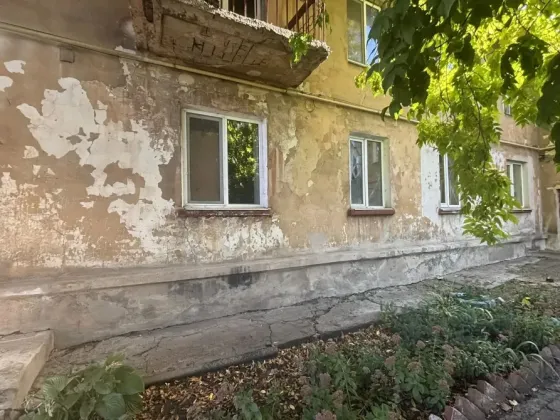 Продажа 2-квартиры Петровский район пос. 7 Шахта ост.маг.ДэК. Донецк