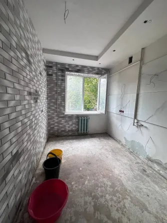 Продается 2к квартира по ул. Петровского Донецк