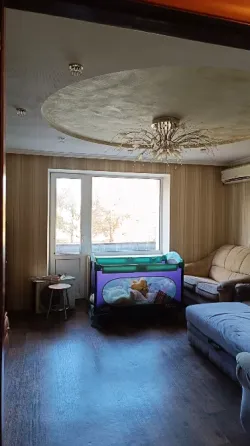 Продажа 3-квартиры маг.Молоко ул.Коммунистическая. Донецк