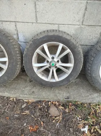 Диски с зимней резиной r14 5*100( Vag) Донецк