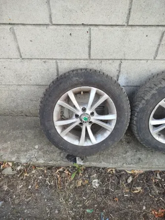 Диски с зимней резиной r14 5*100( Vag) Донецк