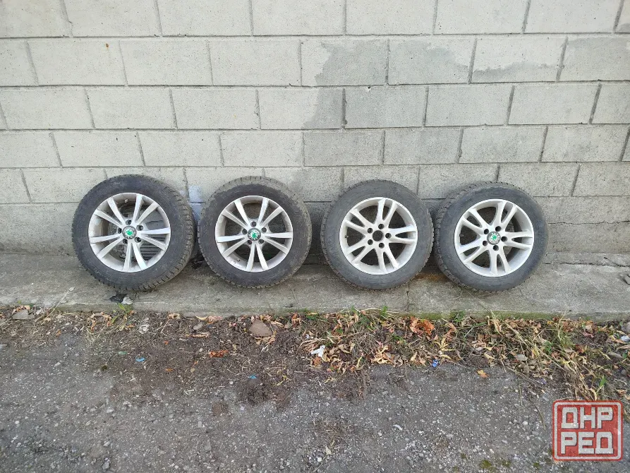 Диски с зимней резиной r14 5*100( Vag) Донецк - изображение 1