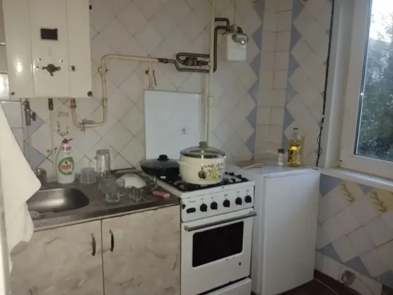 Продается 3к на Химик Макеевка