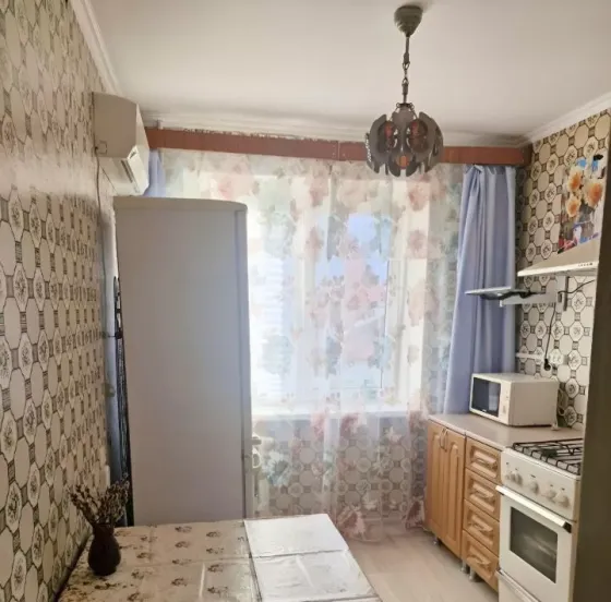 пролетарский район возьму с животными и детьми Донецк