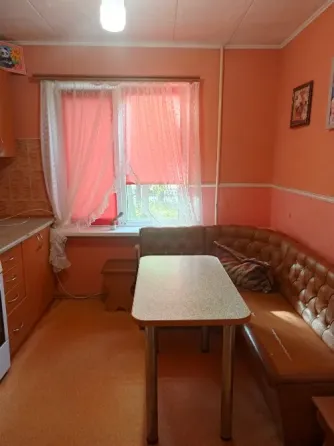 Продам 3к кв на Щетинина Донецк