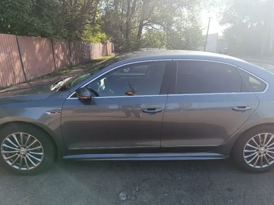 Продом Volkswagen B8 R-Line Passat Мариуполь