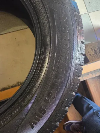 Зимняя резина 235/65 R17 Донецк