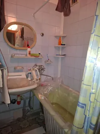 Продам 2 км.кв , на пр. Кремлевский Донецк
