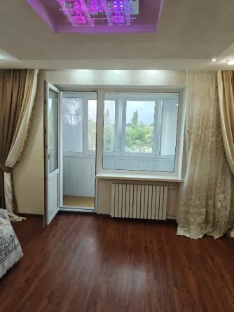 Продам 3-х комнатную квартиру Енакиево
