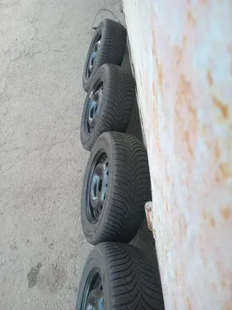 Продаю комплект колёс, р 14 Донецк