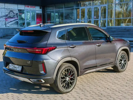 2022 Exeed LX 1.6 awd Донецк