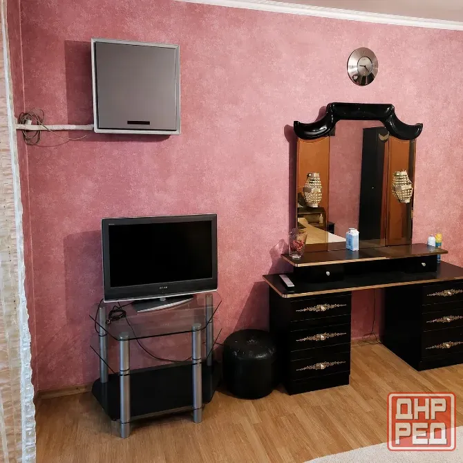 Продам 4 комнатную квартиру с отличным ремонтом шахтерская пл. Донецк - изображение 3