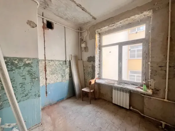 Продается 2-комнатная квартира в Ильичевском районе Мариуполь
