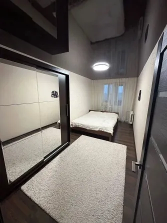 Продам 3 ком квартиру в Ленинском районе Донецк