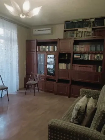 Продам 2х комнатную квартиру Ворошиловский р-н,Площадь Ленина Донецк