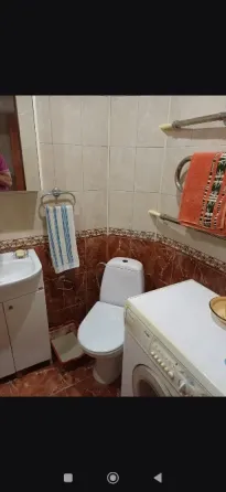 сдам 2 к.кв. кировск. р. мирный 35000 р. бойлер накопитель. Донецк