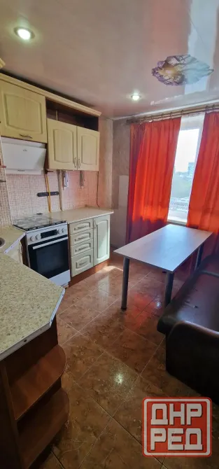 Продается 2 - х комнатная квартира, ул. Руднева, д. 5 Макеевка - изображение 1
