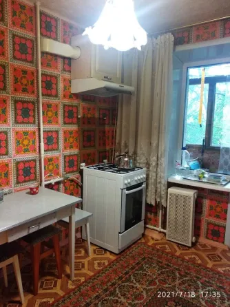 Продается 1 комнатная квартира, пр-т Дзержинского, дом 6 Донецк