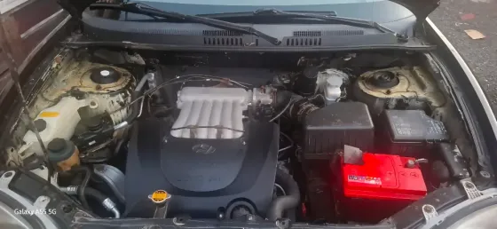 Продам Hyundai Santa Fe Макеевка