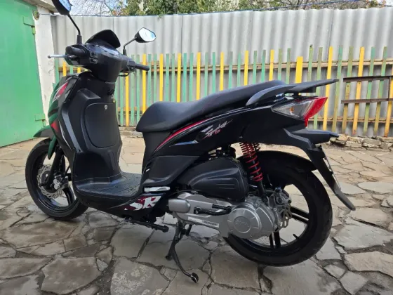 Скутер Sym symphony SP 125. Торез