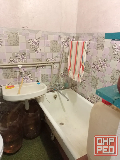 Продажа 2 квартиры под ремонт, ул.Зерноградская ор-р школа 95 Макеевка - изображение 2
