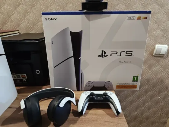 PlayStation 5 Slim 1TB с дисководом, играми и аксессуарами Макеевка