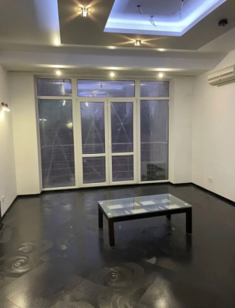 2к, 2х ур.квартира, Юность, 5/18, 65м2 Донецк
