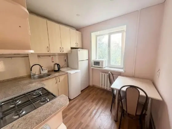 Продам 1ком. квартиру в Калининском районе Донецк